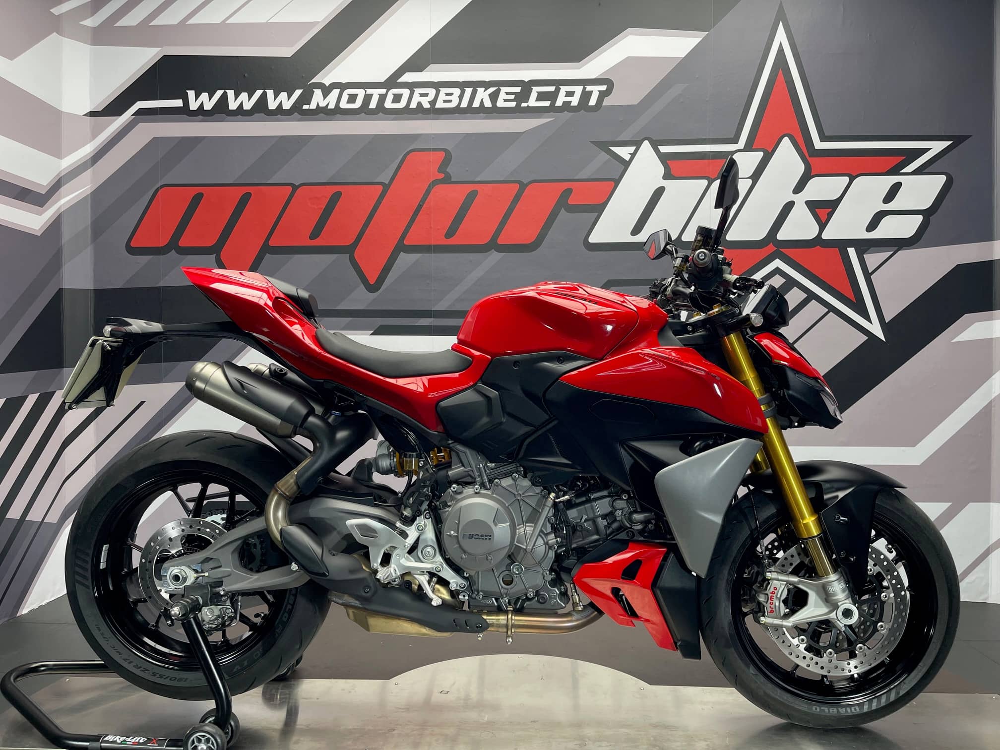 DUCATI STREETFIGTHER V2 - Image 1