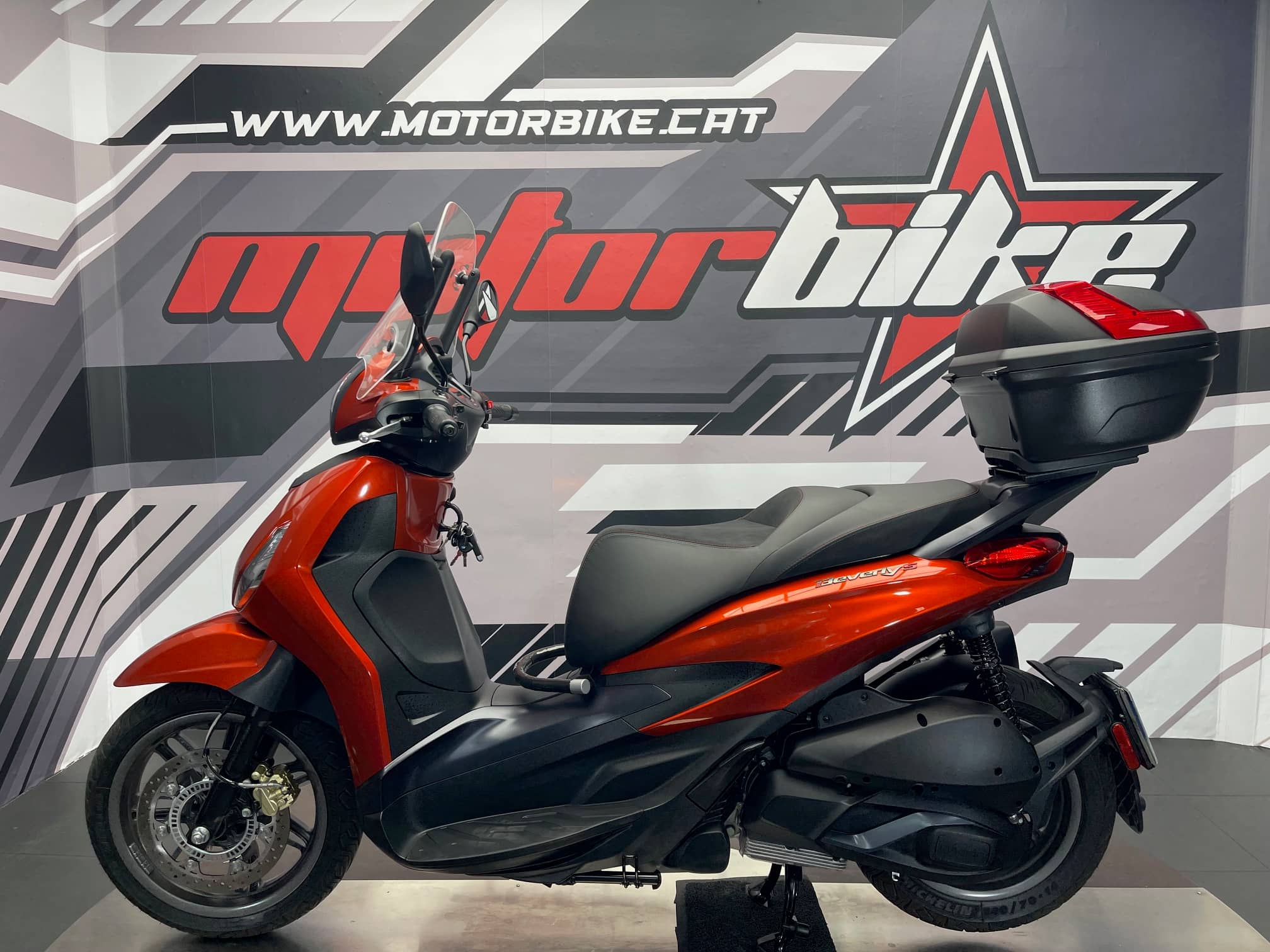 PIAGGIO BEVERLY 300 - Image 2