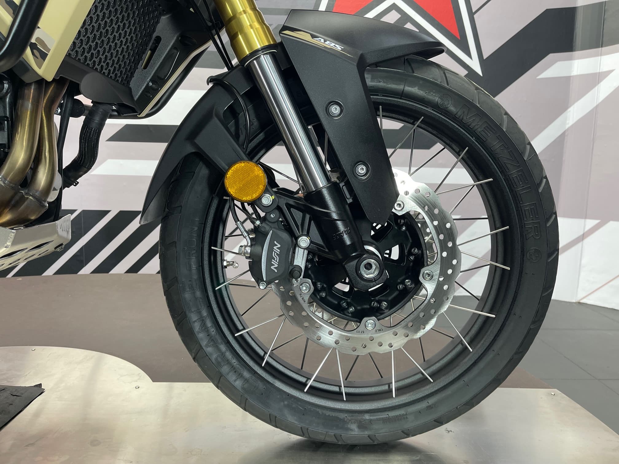 VOGE 650 DSX - Image 26