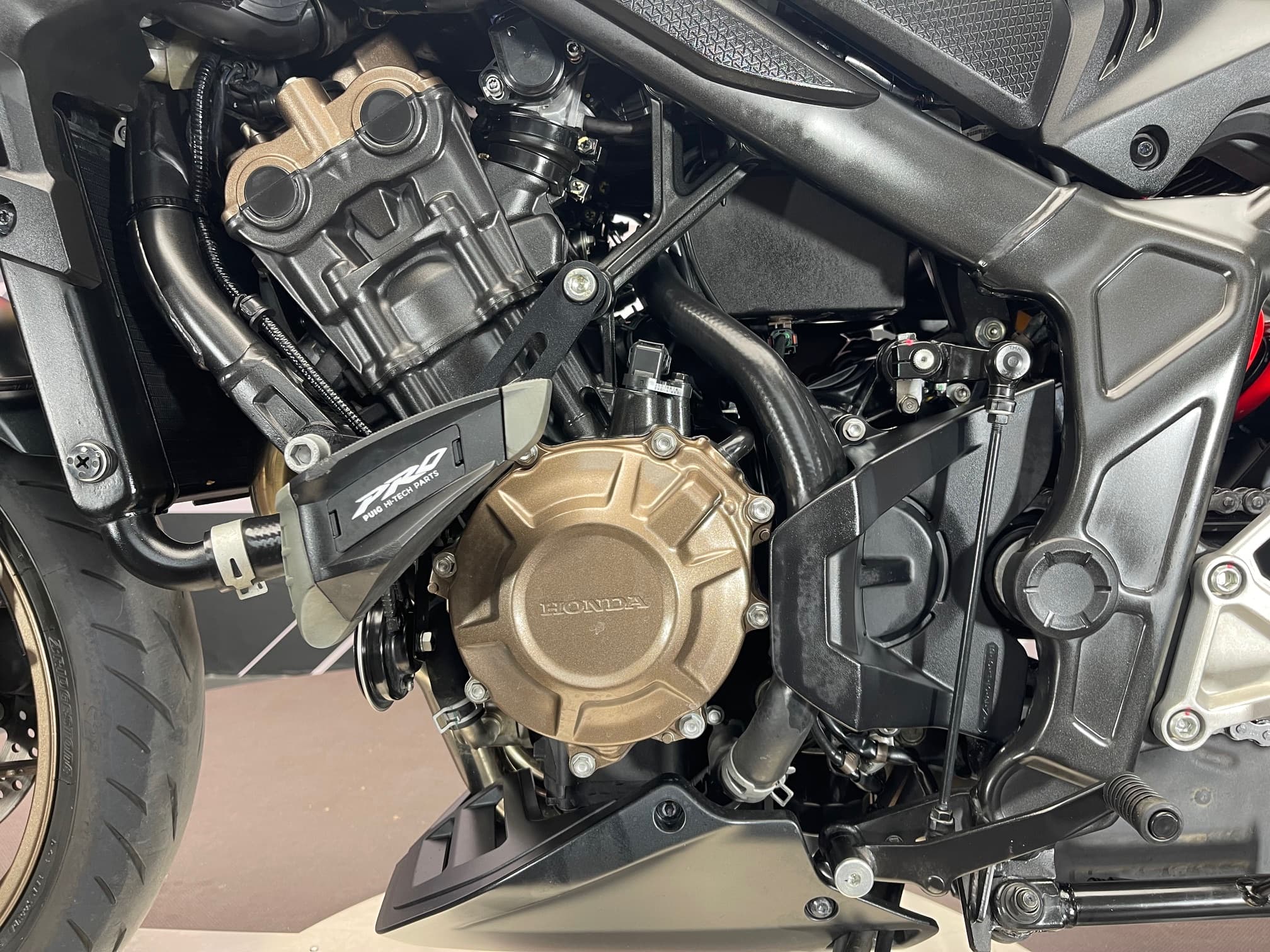 HONDA CB 650 R - Image 11
