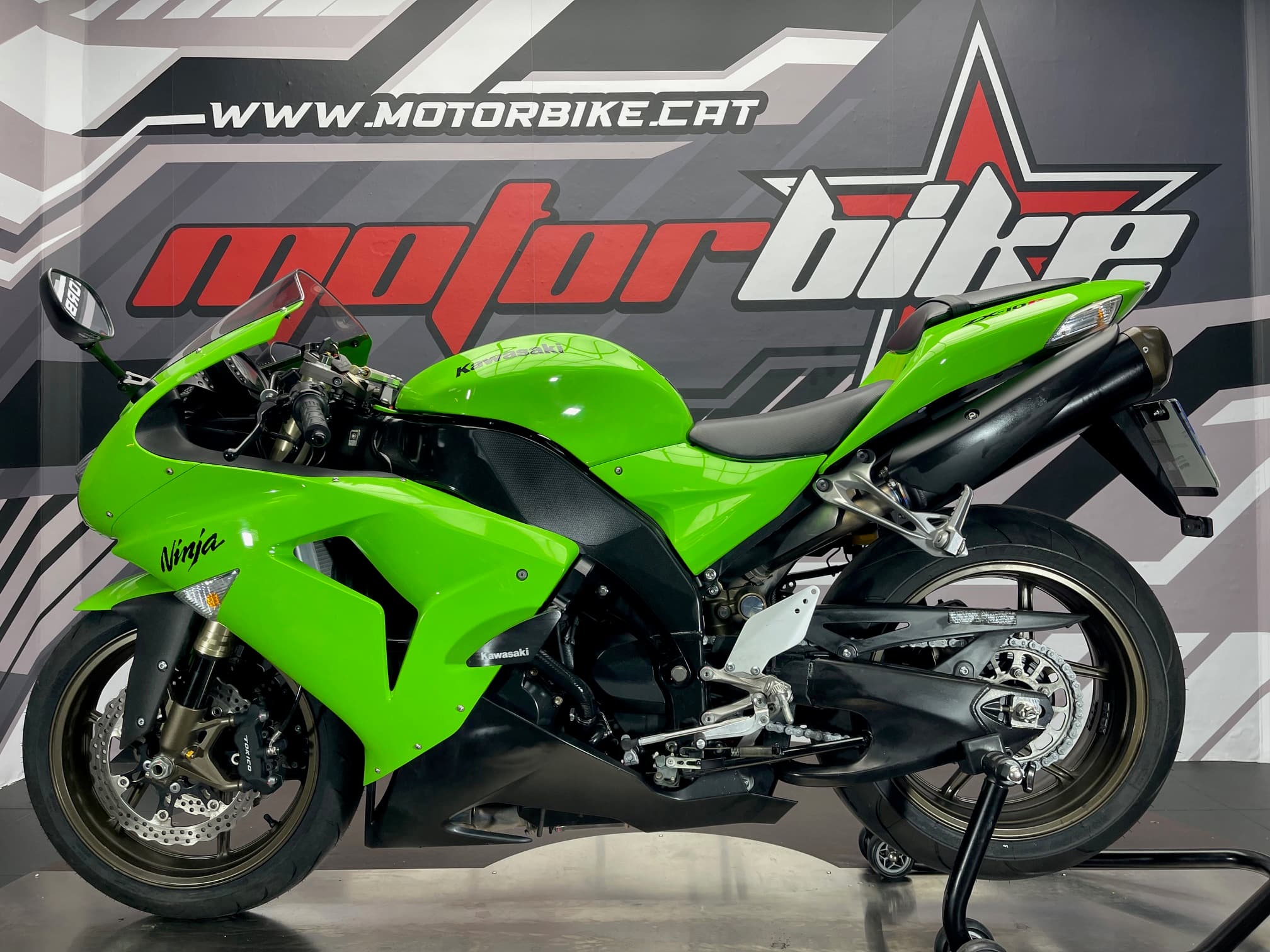 KAWASAKI ZX-10 R - Image 2