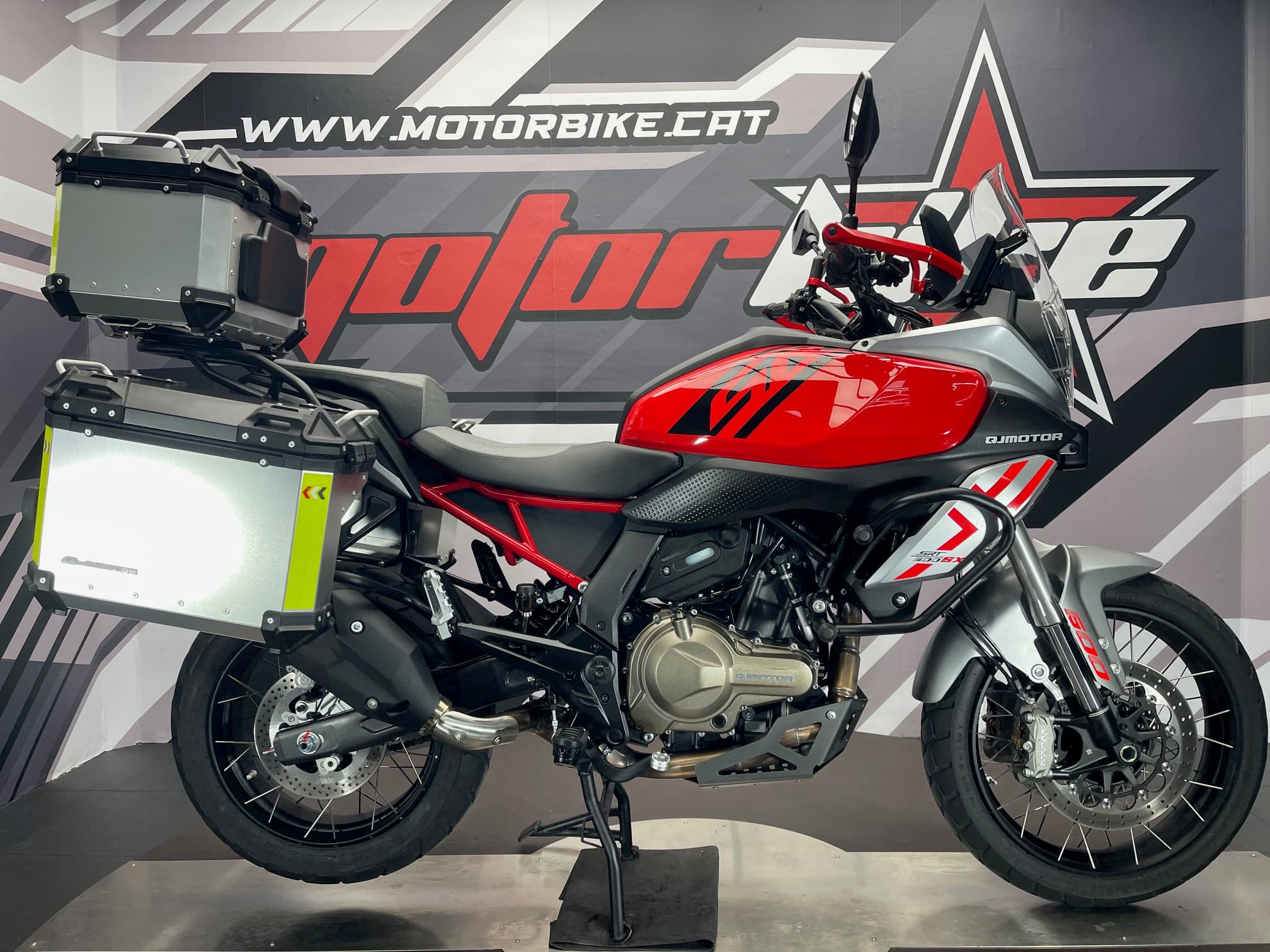 QJMOTOR SRT 600 SX - Image 1