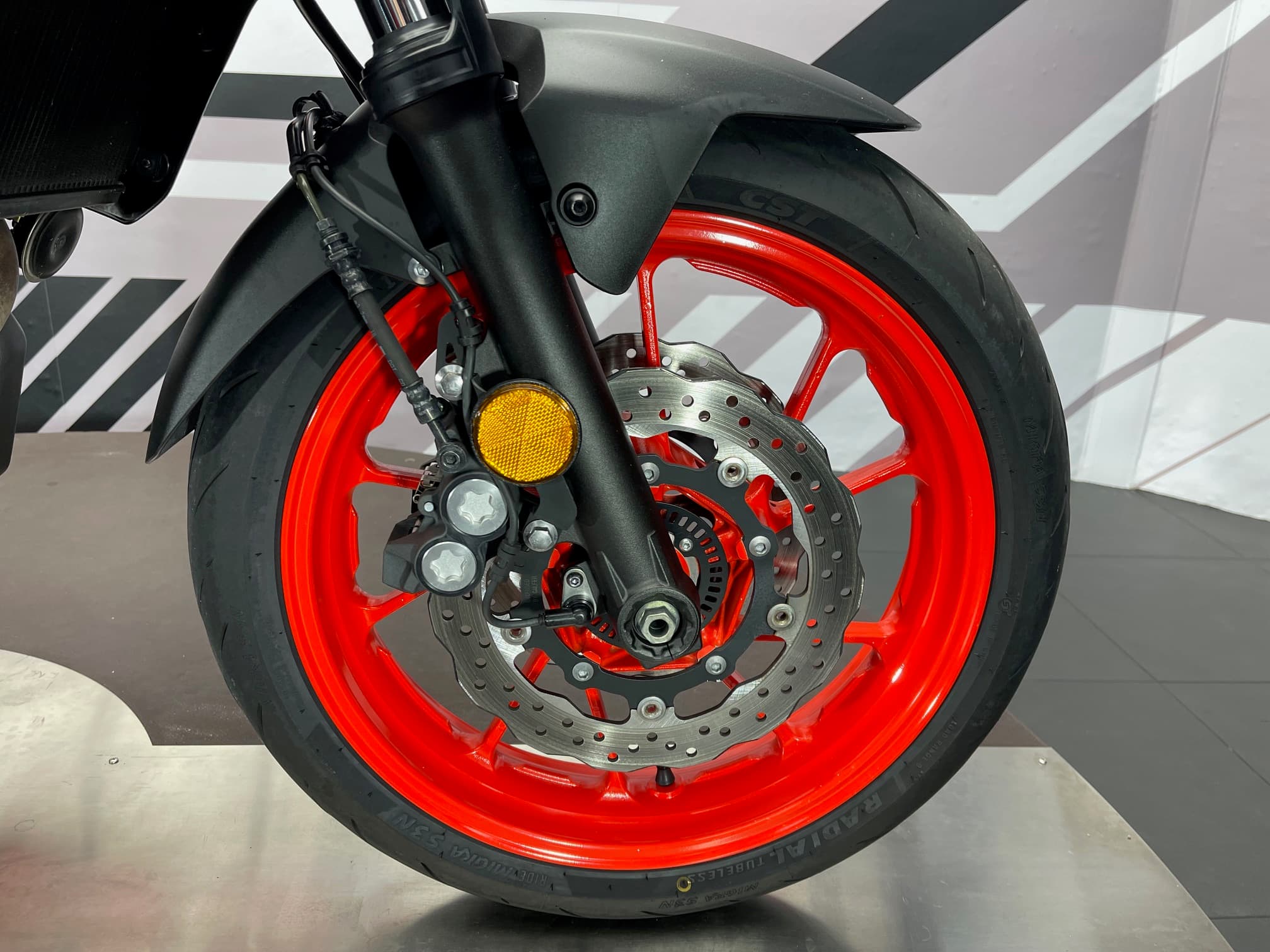 YAMAHA MT-07 ABS - Image 19