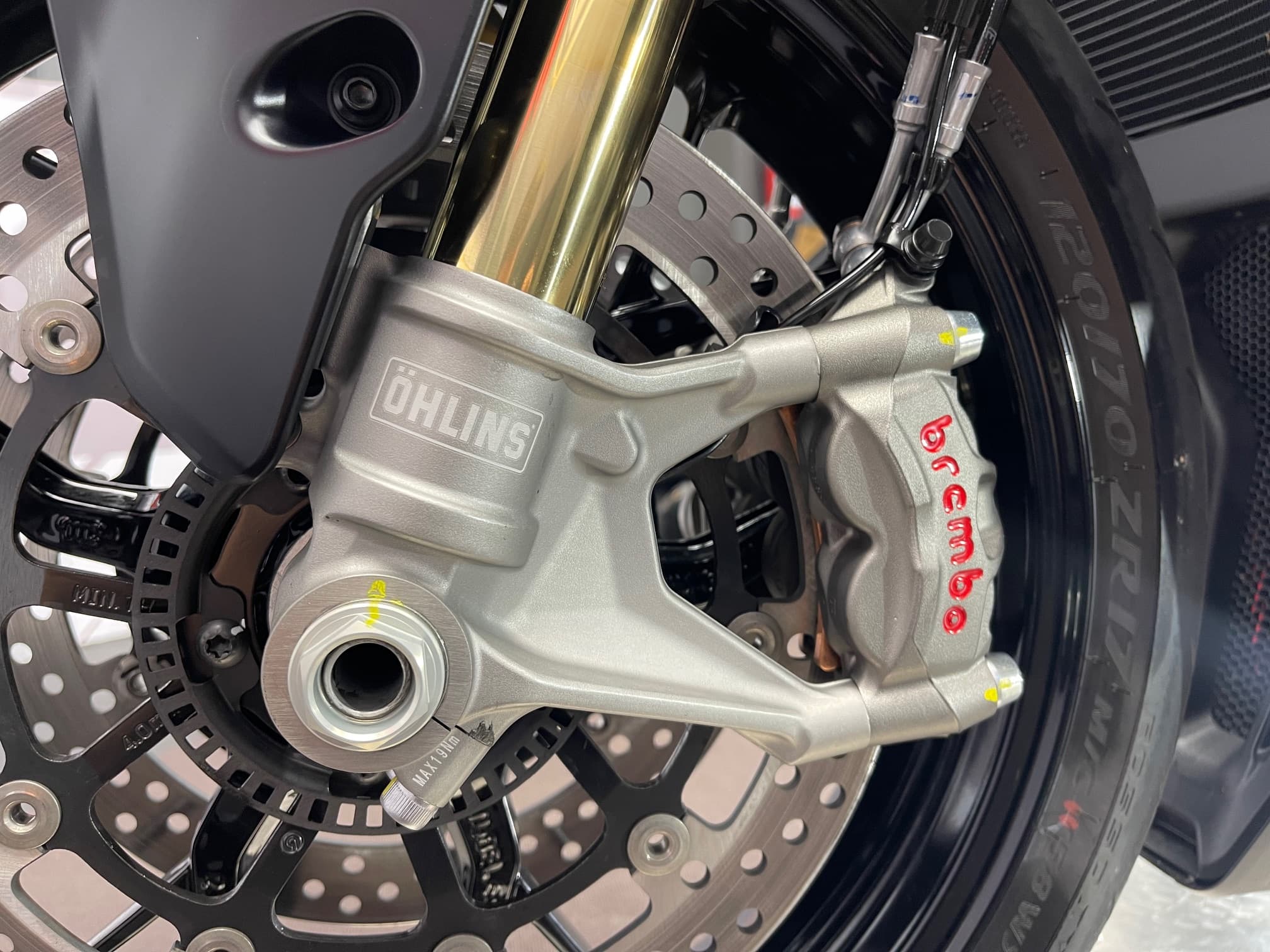 DUCATI STREETFIGTHER V2 - Image 19
