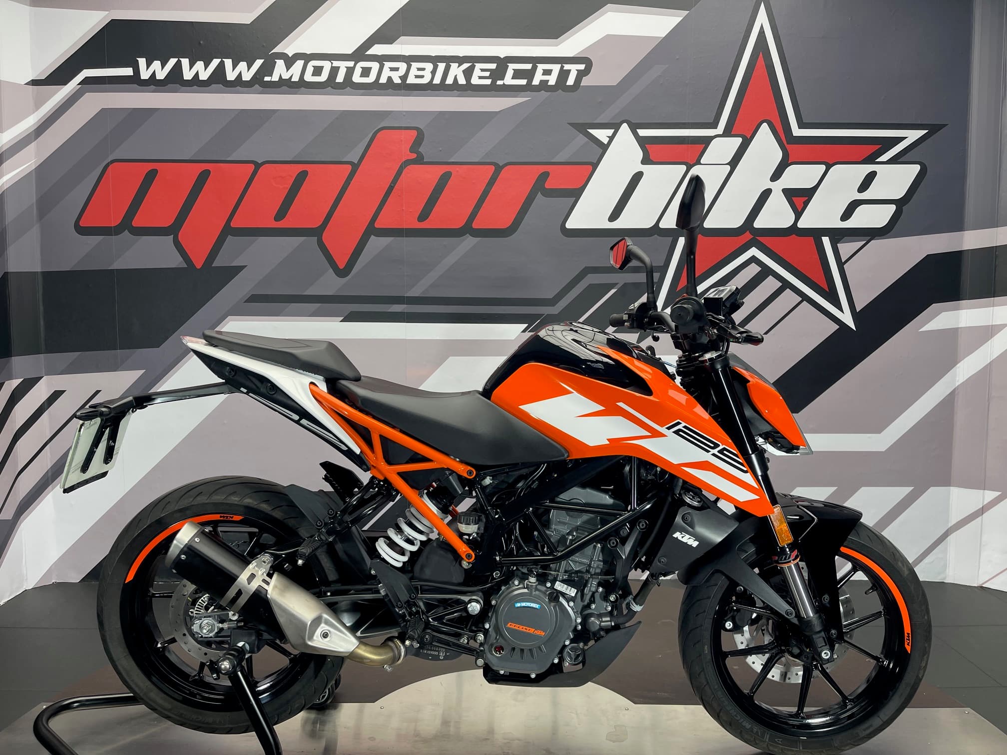 KTM 125 DUKE - Image 1