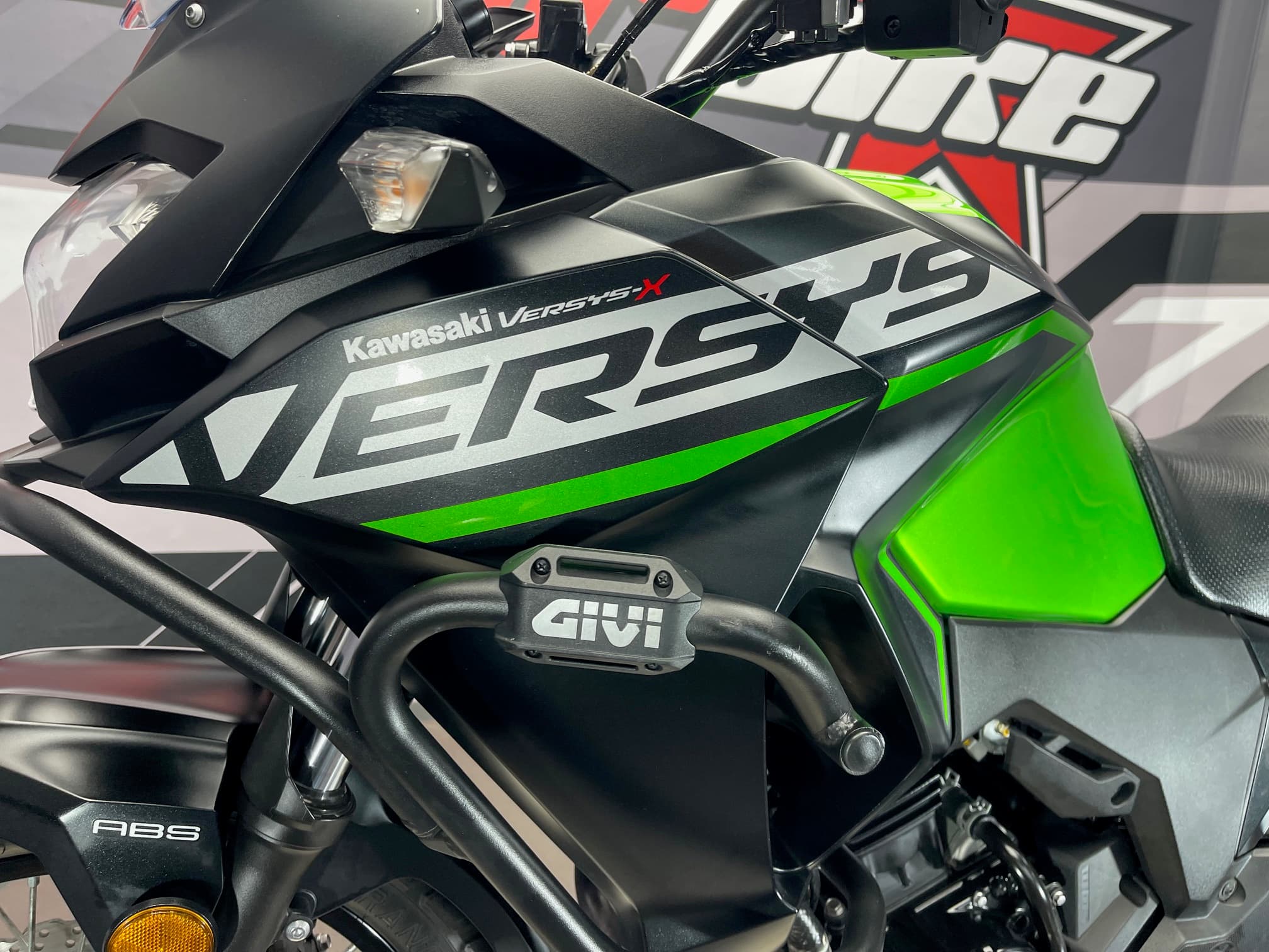 KAWASAKI VERSYS 300X - Image 23
