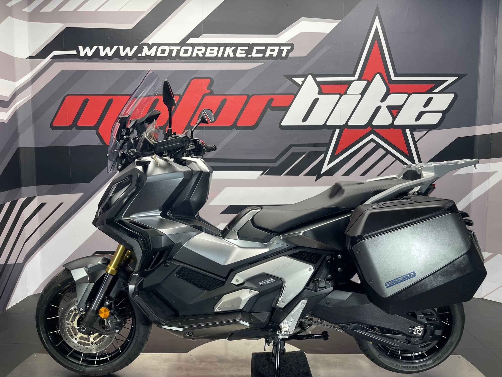 HONDA X-ADV 750 - Image 2