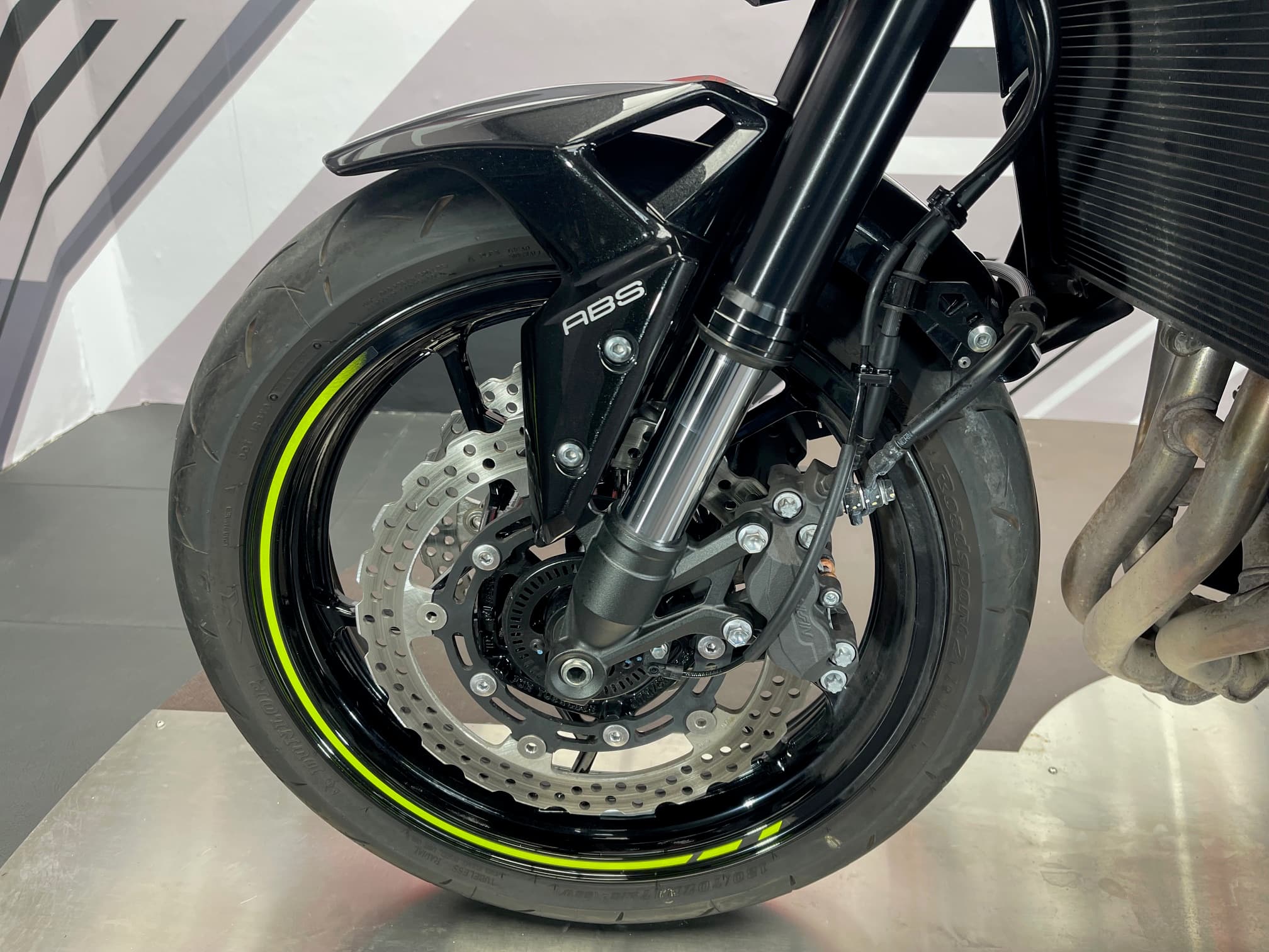 KAWASAKI Z 900 - Image 25