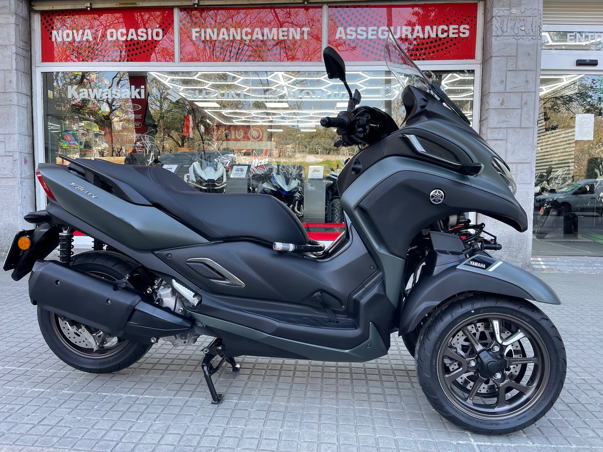 YAMAHA TRICITY ABS - Image 1