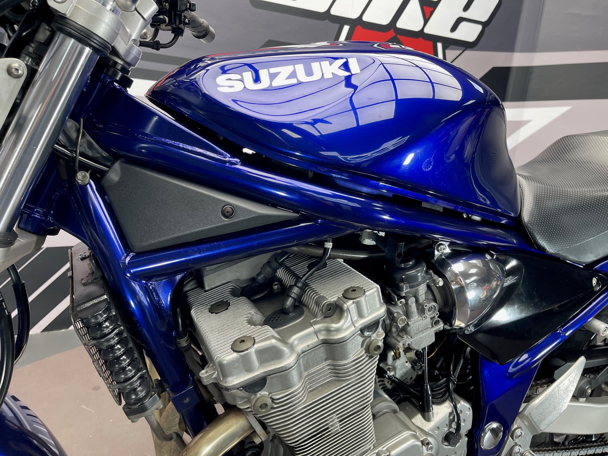 SUZUKI GSF 600 - Image 22