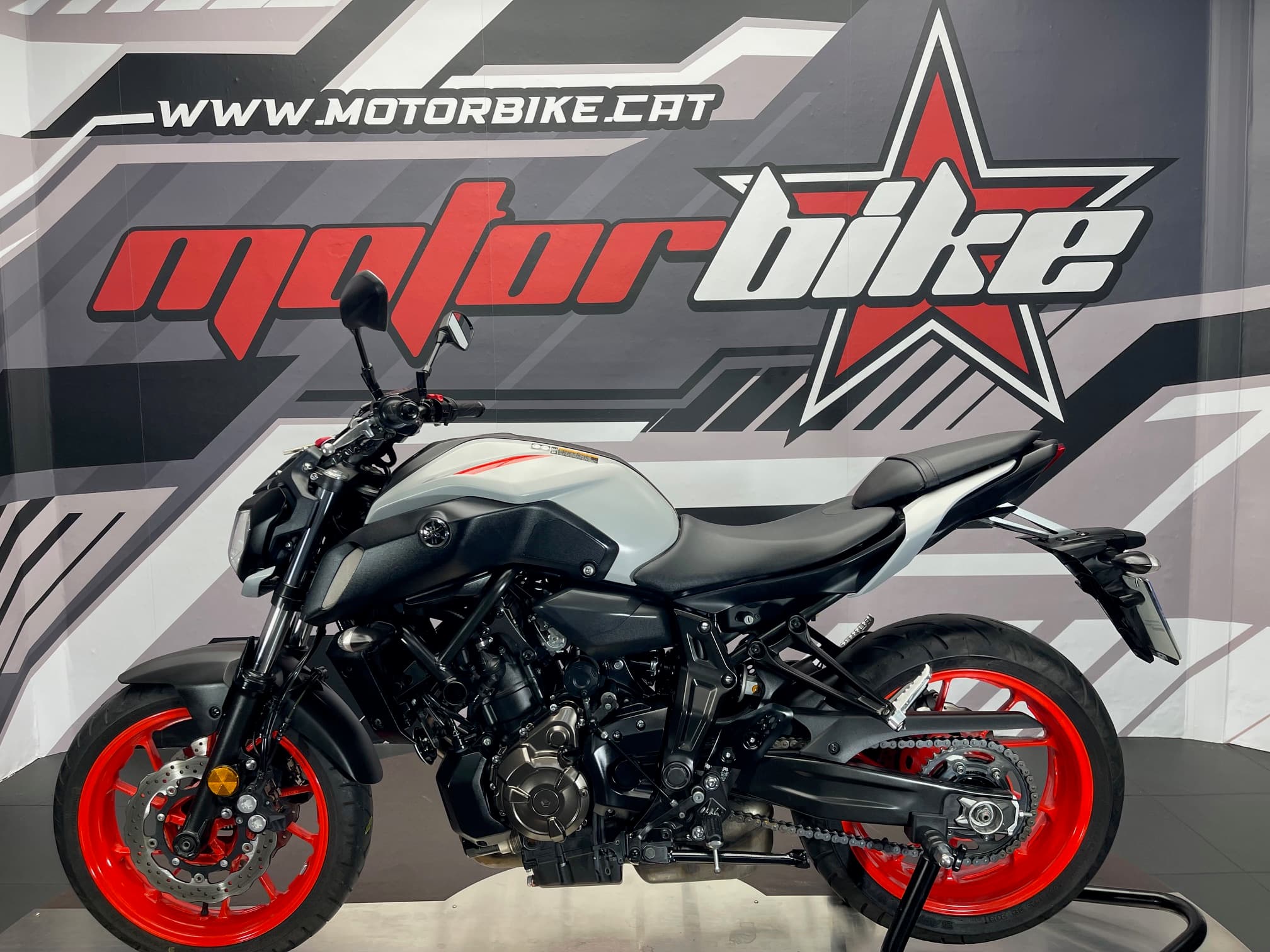 YAMAHA MT-07 ABS - Image 2