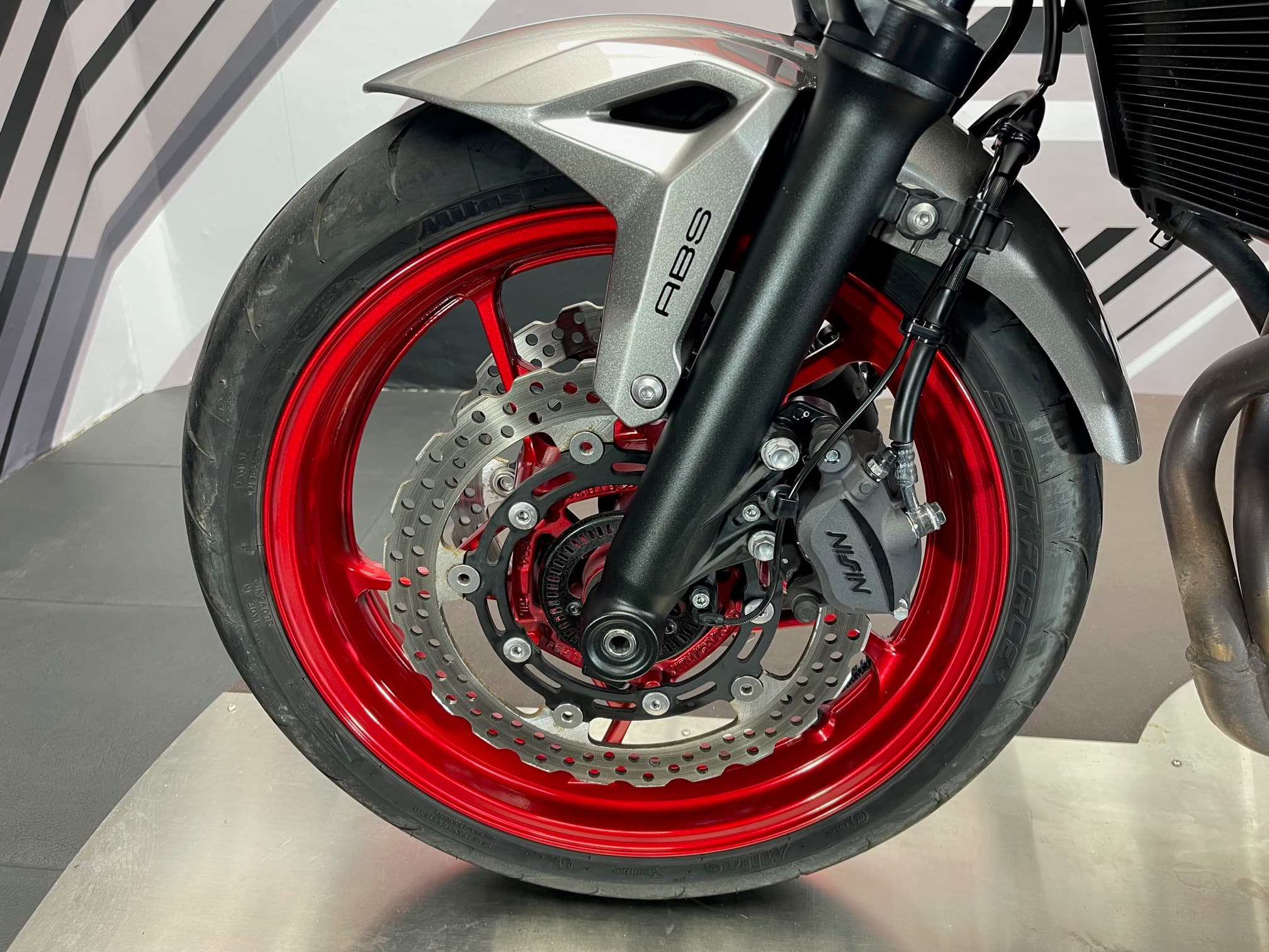 KAWASAKI Z 650 A2 - Image 22